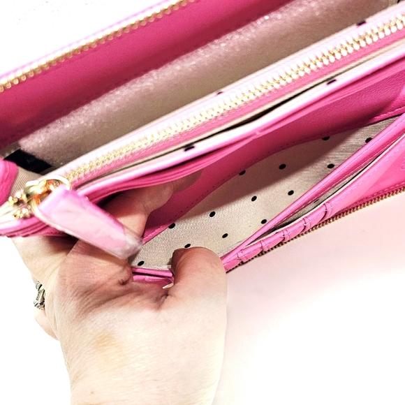 🎄On 34th Angii Colorblocked Zip-Around Wallet Red And Pink - Picture 16 of 16